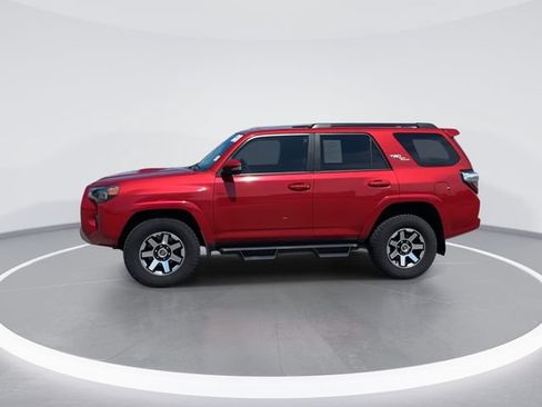 Used 2022 Toyota 4Runner TRD Off-Road Premium w/ Moonroof Package AWD/4WD image 3