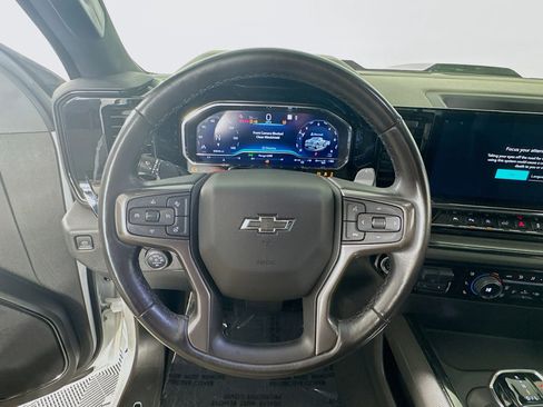 Used 2022 Chevrolet Silverado 1500 ZR2 image 13