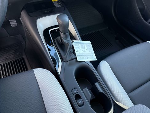 Used 2026 Toyota Corolla LE w/ LE Premium Package image 18