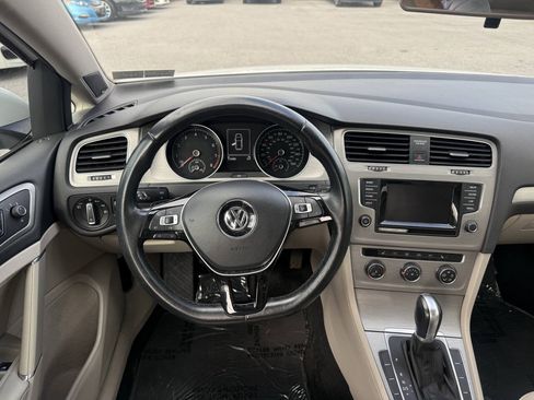Used 2015 Volkswagen Golf SE FWD image 14