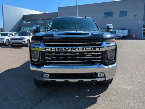 Used 2020 Chevrolet Silverado 2500 LTZ w/ LTZ Premium Package image 3