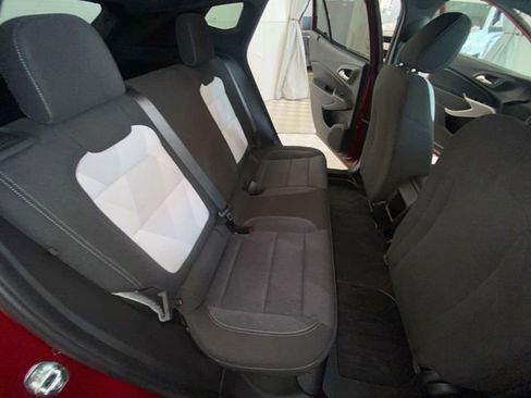 Used 2024 Chevrolet Trax RS w/ Driver Confidence Package FWD image 11