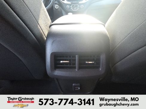 Used 2022 Chevrolet Equinox LT FWD image 30