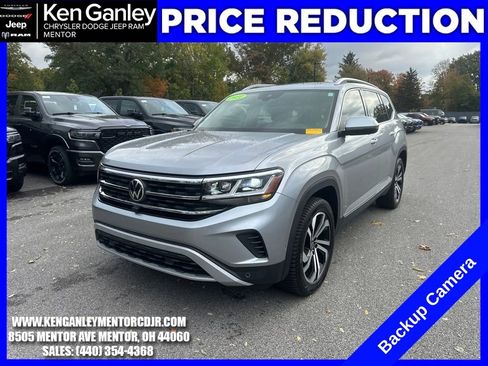 Used 2021 Volkswagen Atlas SEL Premium image 3