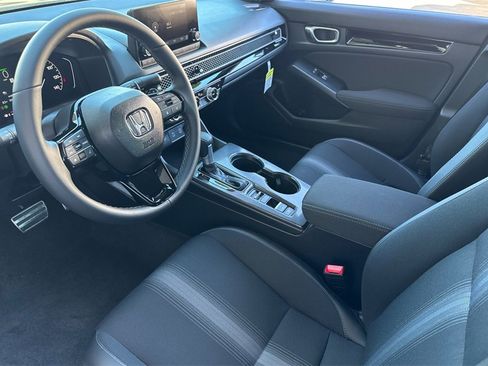 Certified 2025 Honda Civic Sport image 9
