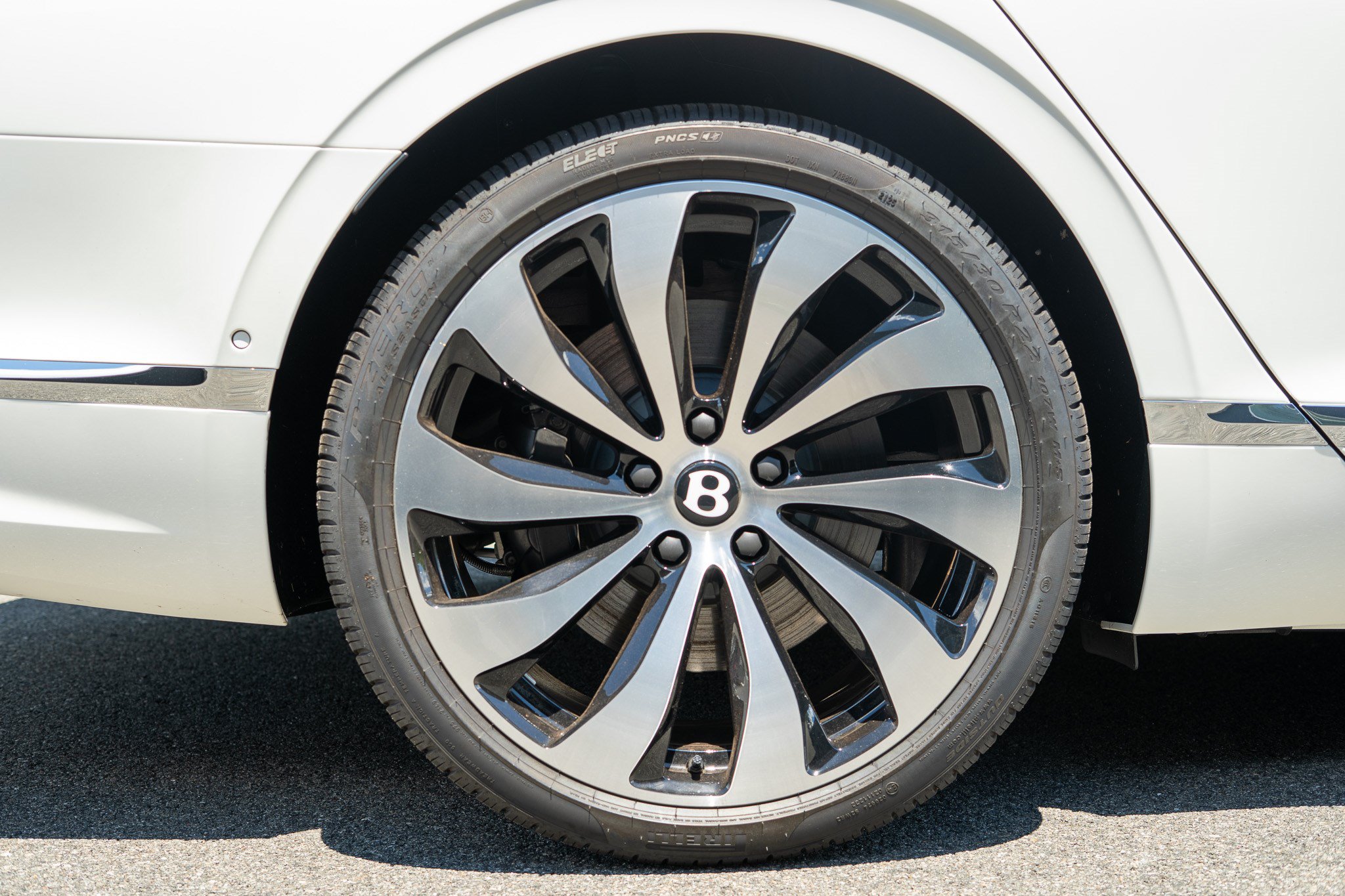 Used 2026 Bentley Flying Spur V8 AWD/4WD image 27