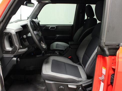 Used 2023 Ford Bronco 4-Door image 17