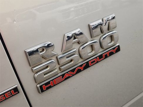 Used 2015 RAM 2500 Tradesman w/ Chrome Appearance Group image 28