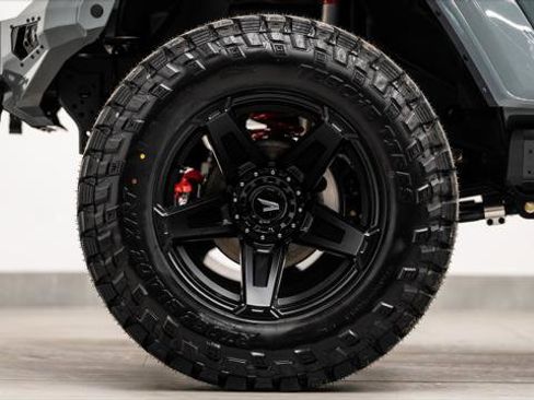 Used 2026 Jeep Wrangler Unlimited Sport image 40