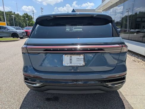 Certified 2026 Lincoln Nautilus Premier AWD/4WD image 5