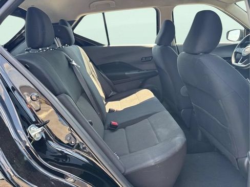 Used 2025 Nissan Kicks Play S FWD image 17