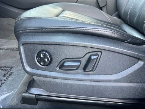 Used 2023 Audi Q5 2.0T Premium Plus w/ Premium Plus Package image 13