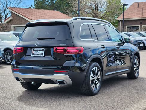 Used 2026 Mercedes-Benz GLB 250 4MATIC image 7