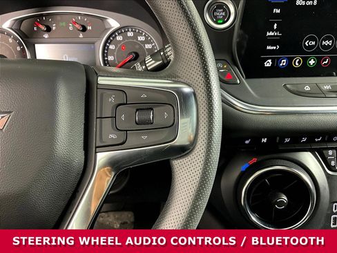 Used 2024 Chevrolet Blazer LT w/ Convenience Package FWD image 11