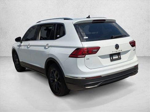 Used 2024 Volkswagen Tiguan SE AWD/4WD image 7