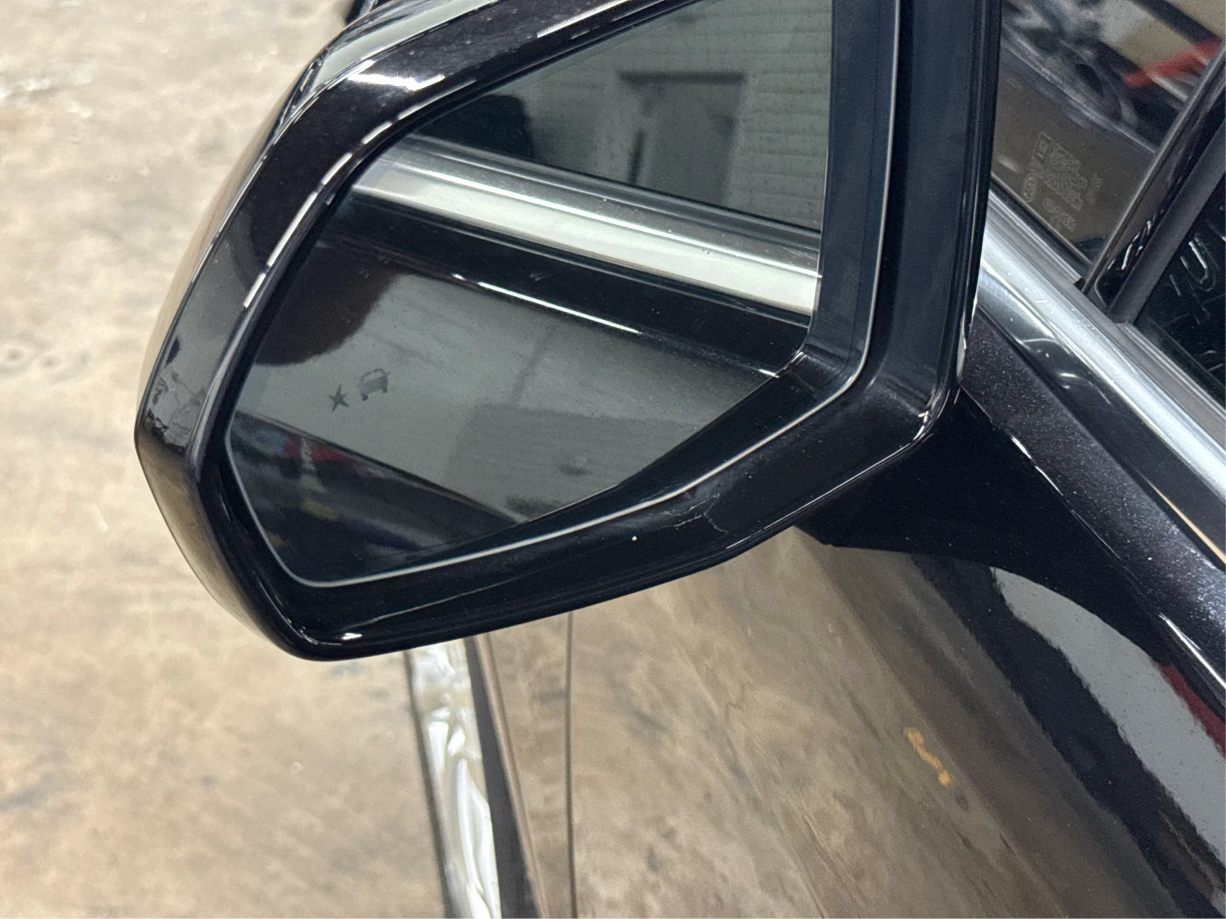 Used 2019 Cadillac XT5 Premium Luxury FWD image 39