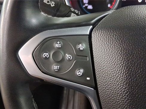 Used 2023 Chevrolet Traverse LT image 29