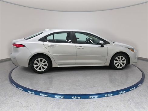 Used 2023 Toyota Corolla LE image 6