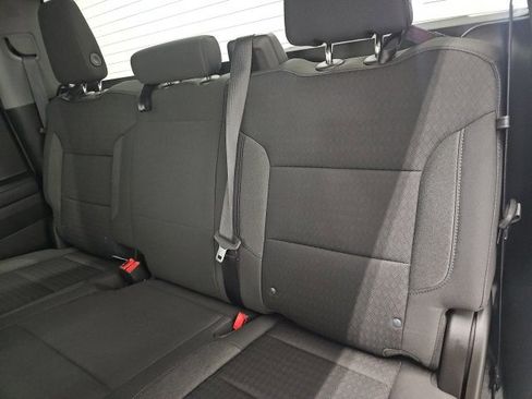 Used 2022 GMC Sierra 1500 SLE image 19