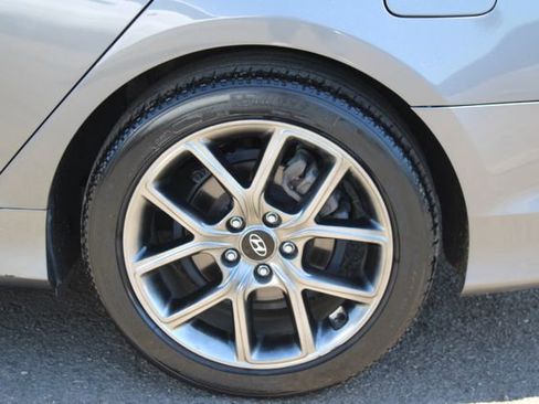 Used 2019 Hyundai Sonata Limited w/ Cargo Package image 8