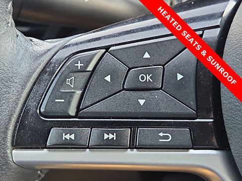 Used 2023 Nissan Altima 2.5 SV w/ SV Premium Package image 21