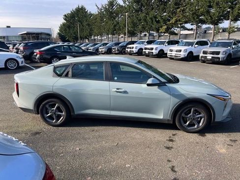 Certified 2025 Kia K4 LXS image 6