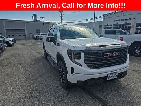 Used 2023 GMC Sierra 1500 AT4 w/ AT4 Premium Package image 1