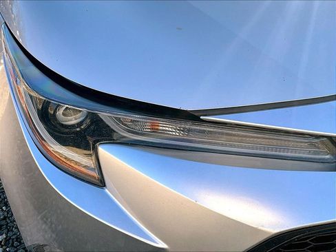 Used 2022 Toyota Corolla LE image 23