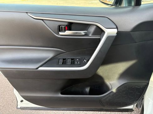 Used 2023 Toyota RAV4 XLE image 10