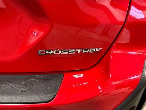 Used 2024 Subaru Crosstrek 2.0i Premium image 8