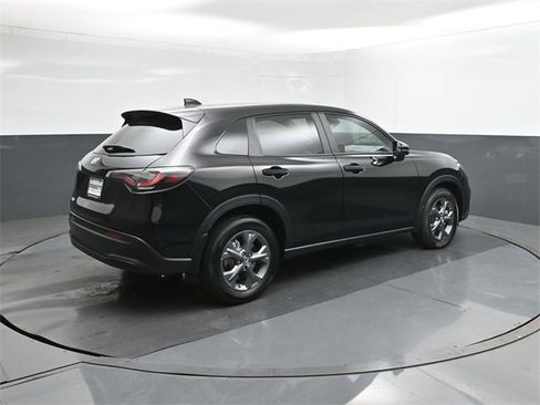 New 2026 Honda HR-V LX image 11