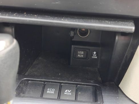 Used 2012 Toyota Camry XLE image 28