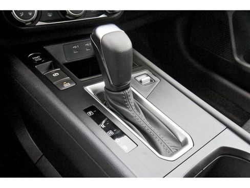 New 2026 Nissan Kicks S image 14