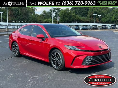 Certified 2025 Toyota Camry XLE FWD image 1