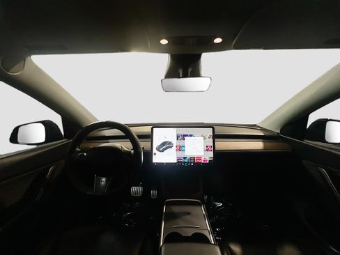 Used 2021 Tesla Model Y Performance AWD/4WD image 16