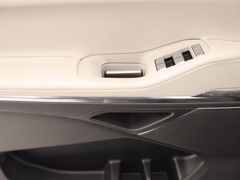 New 2026 Lincoln Navigator Premiere image 16