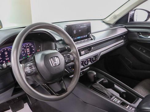 Used 2023 Honda Accord EX image 23