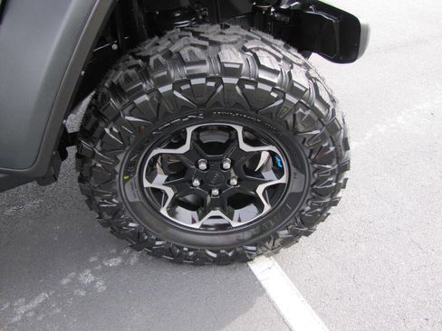 Used 2022 Jeep Wrangler Unlimited Rubicon 4xe w/ Cold Weather Group AWD/4WD image 27