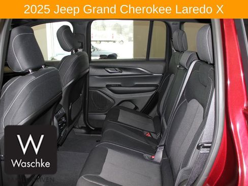 Used 2025 Jeep Grand Cherokee Laredo X w/ Trailer Tow Package image 19