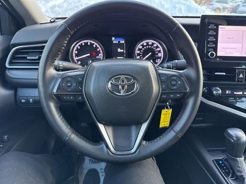 Used 2024 Toyota Camry SE image 14