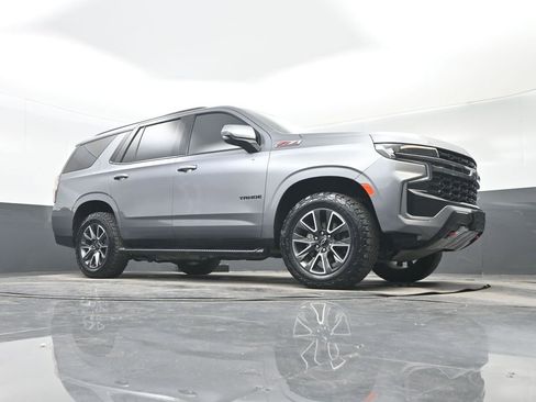 Used 2022 Chevrolet Tahoe Z71 w/ Z71 Off-Road Package AWD/4WD image 32