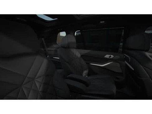 New 2026 BMW X7 xDrive40i w/ Executive Package image 12