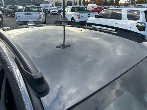 Used 2024 Subaru Crosstrek 2.0i Premium w/ Popular Package #4 image 28