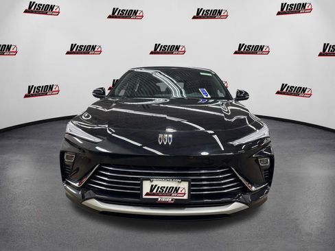 Used 2024 Buick Envista Preferred FWD image 2
