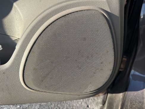 Used 2013 Honda Insight EX image 18