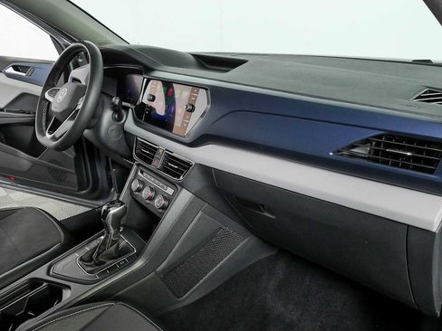 Certified 2022 Volkswagen Taos SE FWD image 26
