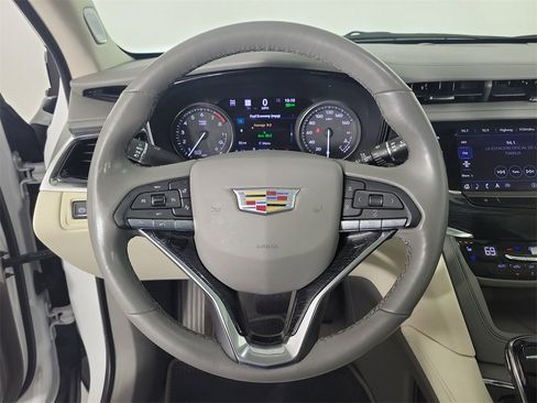 Certified 2023 Cadillac XT6 Premium Luxury w/ Technology Package image 23