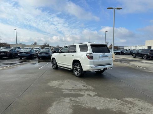 Used 2016 Toyota 4Runner 4WD image 7