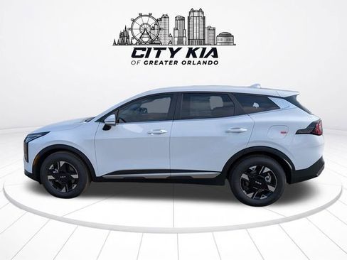 New 2026 Kia Sportage LX w/ LX Convenience Package FWD image 3