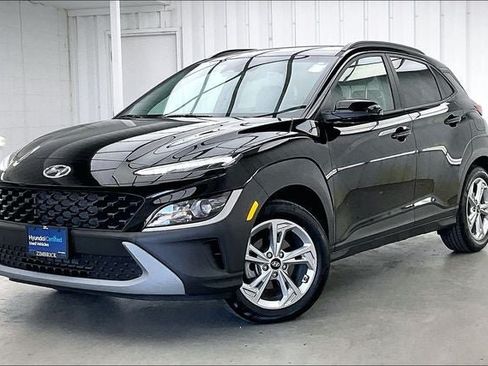Certified 2023 Hyundai Kona SEL w/ Cargo Package FWD image 2
